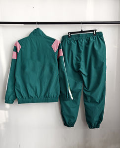 ชุดวินด์เบรกเกอร์ 2 in 1 แบบมีฮู้ด เอวยางยืด ระบายอากาศได้ดี เหมาะสำหรับฤดูหนาว สไตล์สตรีทแวร์ ลายเสือดาวและลายเพสลีย์ ไซส์พลัส - Product Image 4