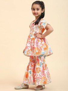 I bambini di alta qualità indossano ricami in Georgette cuciti in cotone etnico stampato per bambine Kurti pantaloni Set moda del sud asiatico - Product Image 3