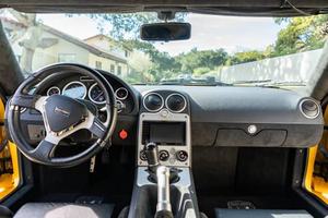 พร้อมจัดส่ง พวงมาลัยขวา/ซ้าย ปี 2009 RO-SSION Q1 เกียร์ธรรมดา 6 สปีด เครื่องยนต์ V6 ทวินเทอร์โบ - Product Image 2