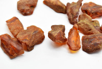 Cristaux d'Ambre Naturel Bruts, Ambre de la Baltique Brut pour Bijoux en Pierres Précieuses, Bagues, Pendentifs et Colliers