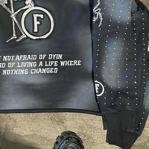 เสื้อฮู้ดดี้ผู้ชายผ้าคอตตอนผสม ลดราคาสุดฮอต สไตล์โดดเด่น ระบายอากาศได้ดี ตกแต่งด้วยลายปักและคริสตัล - Product Image 6