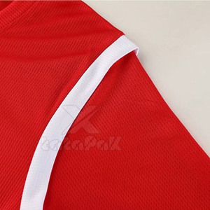 Conjunto de uniforme de baloncesto reversible para juego competitivo con números y logotipos personalizados uniforme de baloncesto - Product Image 4