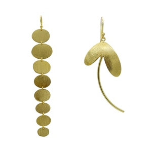 Pendientes Colgantes de Latón Hechos a Mano con Baño de Oro Estilo Bohemia para Mujer - Diseño de Planta, Étnicos, para Fiesta/Regalo - Creaciones Soumya - Product Image 2