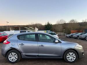 RENAULT MEGANE 2009 D'OCCASION LHD/RHD - Product Image 5