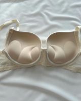 Ensemble soutien-gorge et culotte sexy et élégant en dentelle blanche pour femme, avec soutien-gorge push-up à bonnets couvrants sans armatures et culotte taille basse hipster, fermeture avant sans couture