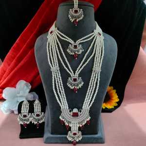 Ensemble de pendentifs en perles de pierre de diamant américain Perles de qualité pour le glamour moderne et l'élégance classique à la mode Unique - Product Image 5