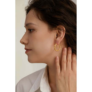 Orecchini a Cerchio Dorati Lucidi con Diamante e Perla, Placcati in Oro 18K e Rodio, Orecchini Pendenti a Stella Taglio Principessa, Stile Religioso - Product Image 2