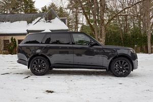 2025 RAN/GE R0VER P400 SE LWB SUV Automático con Techo Solar, Faros Delanteros, Cámara Trasera 360, Asientos Eléctricos - Product Image 3