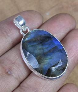 Pendentif en argent sterling 925 avec labradorite bleue, bijoux en pierres précieuses faits à la main, cadeau élégant pour femmes - Product Image 4