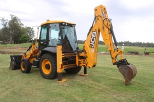 Mini cargadora de ruedas JCB 3CX 2018 con cilindro hidráulico Eaton Retroexcavadora de carga nominal de 6-9 toneladas Garantía de 1 año - Product Image 3