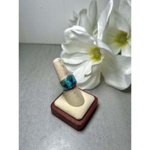 Anillo de Plata de Ley con Turquesa Multicolor y Patrón Geométrico de Platino, Joyería Fina Navajo, Talla 7.5, para Uso Diario - Product Image 2