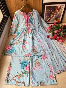 Presentación de nuevo diseñador Kurti-plazzo Set de seda de mantequilla pesada de buena calidad con trabajo de bordado (completamente cosido) - Product Image 4