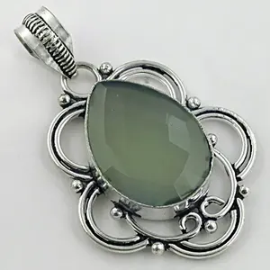 Collier pendentif en argent 925 avec calcédoine pour femme, cadeau idéal avec des breloques en cristal luxueuses - Product Image 3