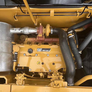 Excavadora de cadenas CAT 320D usada, lista para trabajar, económica, de segunda mano, con motor de alta eficiencia y componentes principales, 4 años de garantía. - Product Image 4