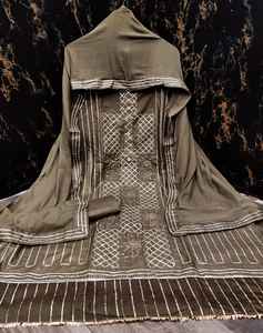 Exclusive Women's Silk Dress <b>Material</b> Suit Ethnic Style Accessories Hand-painted Pattern Non-Woven Fabric Digital <b>Print</b> for - Product Image 3