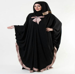 Sophisticated black abaya with beautiful floral sleeve work. Available at wholesale prices. - Product Image 3