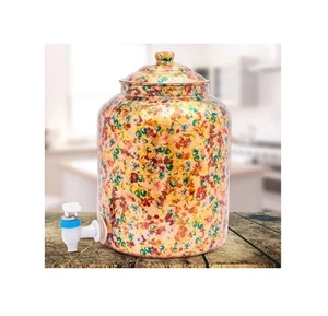 Distributeur d'eau en cuivre élégant pour la cuisine et la salle à manger avec un matériau de qualité supérieure pour des avantages durables et pour la santé - Product Image 1