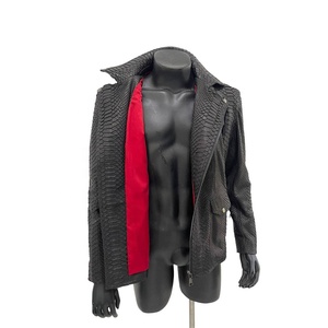 Người Đàn Ông Cao Cấp Của Màu Đen <span class=keywords><strong>Python</strong></span> Da Nổi Áo Khoác V Cổ Da Rắn Chính Hãng Với Mô Hình Động Vật Mùa Đông OEM/ODM Cung Cấp Mới Biker - Product Image 5