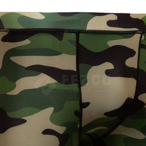 Nouvelle arrivage de shorts de compression personnalisés de bonne qualité shorts de compression de vêtements de gym fabriqués au Pakistan - Product Image 4