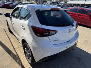 โตโยต้า ยาริส แฮทช์แบ็ค XLE ปี 2020 มือสอง - Product Image 6