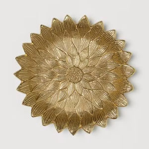 Plato de girasol de oro antiguo, plato floral decorativo, organizador de joyas de metal, bandeja de tocador, plato de servicio elegante - Product Image 1