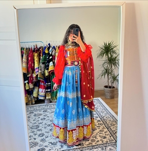 Robe de fête et de mariage afghan en velours afghan fait à la main traditionnel brodé pour femmes robe tribale taille personnalisée robes pour femmes à vendre 103 - Product Image 5