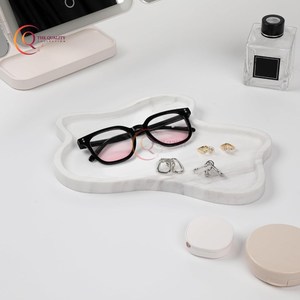 Bandeja de servicio de mármol blanco impresionante hecha a mano de mesa para restaurantes resorts comida postre aperitivos bandeja de servicio plateada Venta caliente - Product Image 2