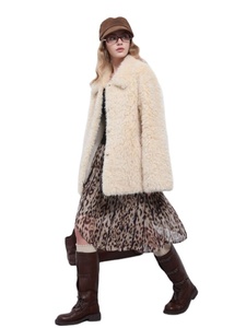 เสื้อฮู้ดผู้หญิงสไตล์วินเทจพิมพ์ลายตามสั่ง ผ้าขนเชอร์ปาเนื้อนุ่ม ขนเฟอร์เทียมแบบตะวันตก ปรับแต่งโลโก้ด้านหน้าได้ - Product Image 1