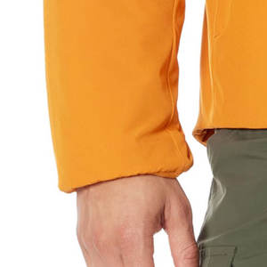 Las más nuevas tendencias Stlyle Chaquetas al aire libre Logotipo personalizado Impermeable Cortavientos Manga larga Chaqueta de concha suave para hombres - Product Image 6