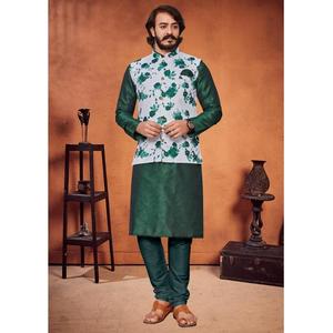 Ensemble Kurta Pyjama en Crêpe de Polyester de Haute Qualité à Prix Abordable, Dernier Design, Article à Vente Rapide, Commande en Gros - Product Image 1