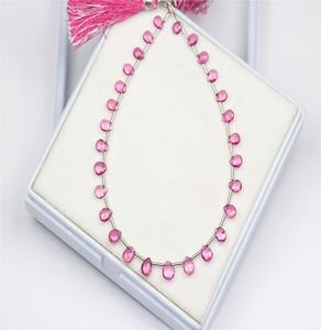 Cuentas de piedras preciosas de 7mm de Briolette de pera facetada de zafiro rosa - Product Image 2