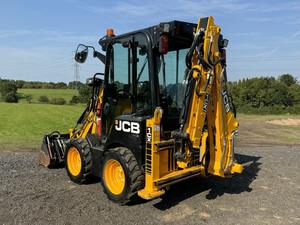 Chargeuse-pelleteuse compacte à roues JCB 1CXT |   Mini-chargeuse de chantier, équipement lourd à l'exportation - Product Image 4