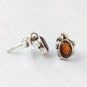925 <b>Silver</b> <b>Small</b> Minimalist <b>Stud</b> Earrings 2.1 Grams With Garnet Stone Customizable Jewellery - Product Image 1