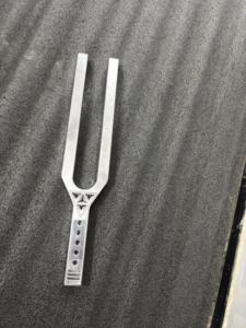 Diapasón Gigante Internacional Mars con Llave DnA para Sanación y Meditación con Golpeador, Envío Rápido.. - Product Image 2