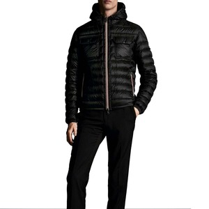 Blouson matelassé personnalisé à col montant et capuche pour homme, chaud, pour l'extérieur, avec logo frontal, vente en gros - Product Image 3