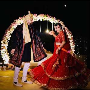 CRÉATEUR DE MARIAGE GEORGETTE TRAVAIL LOURD LEHENGAS AVEC DUPATTA - Product Image 4