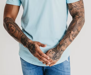 Camisetas de Jersey de Algodón de Alta Calidad para Hombre, Cuello Redondo Básico, Personalizables con Impresión Frontal, Ajuste Musculoso, Algodón/Poliéster - Product Image 4