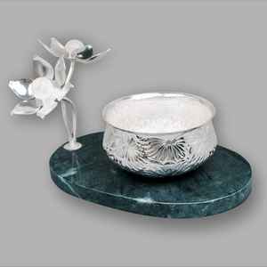 Bol de luxe avec plateau en résine pour la maison hôtel et restaurants plateau de service aux noix de chocolat couleur argent plateau en laiton de forme ronde - Product Image 3