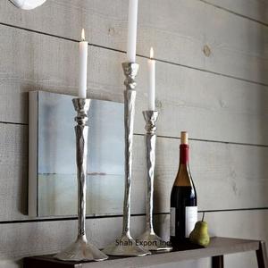 Bougeoir conique en aluminium le plus vendu bougeoir haut fini argenté pour la décoration de table pour la maison et le mariage - Product Image 2