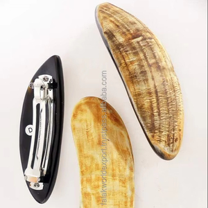 Pinces à cheveux en corne africaine polie naturelle au design de luxe - Product Image 1
