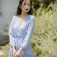 Robe longue décontractée maxi, coupe trapèze, col en V, blanche, été, vintage, élégante, tissée, lavable, fermetures éclair, volants, naturelle, fabriquée au Vietnam