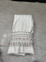 Tissu en satin de soie/coton tricoté Dobby Malai de qualité supérieure, provenant d'un fournisseur indien, avec broderie de fils luxueux et de sequins, antistatique, idéal pour les mariages sur mesure.