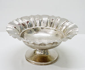 Florero de aluminio caliente de primera calidad niquelado con soporte de base de dos tonos Combinación increíble Venta caliente Florero de mesa de lujo - Product Image 4