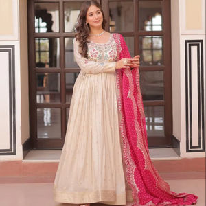 Vestido de Anarkali étnico indio, Material tejido Jecquard con bordado de cuentas de perlas, traje de fiesta y Festival de boda - Product Image 1