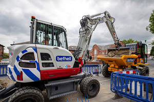 Prix d'usine, mini-excavatrice Takeuchi TB370W de haute qualité, type à roues, excavatrice compacte pour la construction, en vente, prix réduits - Product Image 3