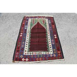 Alfombra Kilim Vintage de 4x5,4 pies, diseño de retales rojo y verde, tejido plano, técnica Jacquard, látex de yute de lana para pasillo, espacio rectangular - Product Image 1