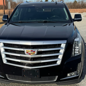 Cadillac Escalade 2020 Usado en Buen Estado, 4WD Lujo, Motor V8 de 6.2 Litros, Tracción en las Cuatro Ruedas - Product Image 1