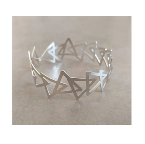 2024 October Buy Latest <b>Light</b> Weight international wedding bangle Cutting and Stylish Bangle Laser Cut Golden Polished for Women - Product Image 3