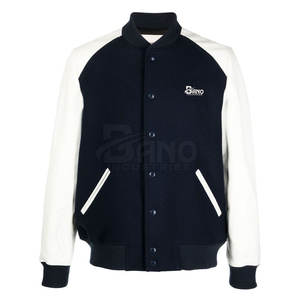 Chaqueta con letras de tela de lana de estilo callejero para hombre, diseño único, ropa larga de invierno con calefacción alta disponible en talla XS a la venta - Product Image 1