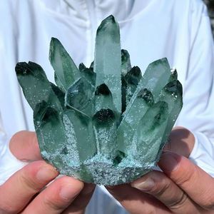 Cuarzo Fantasma Verde del Himalaya de Primera Calidad |   Punta de Cristal con Clorita Natural Incluida |   Especímen de Alta Vibración para Coleccionistas y Curanderos - Product Image 2